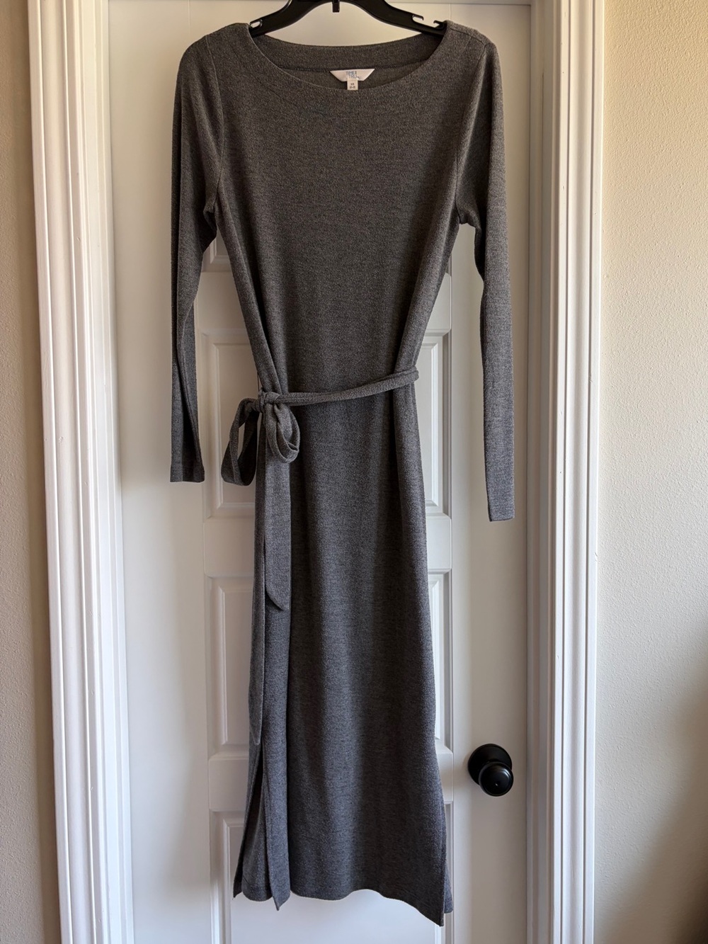 Time and Tru Long Sleeve Gray Midi Knit Dress with Tie Belt